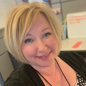 Meet your Posher, Nikol